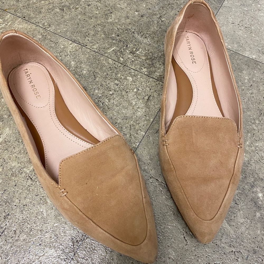 Taryn Rose Nordstrom tan suede point toe flats size 9